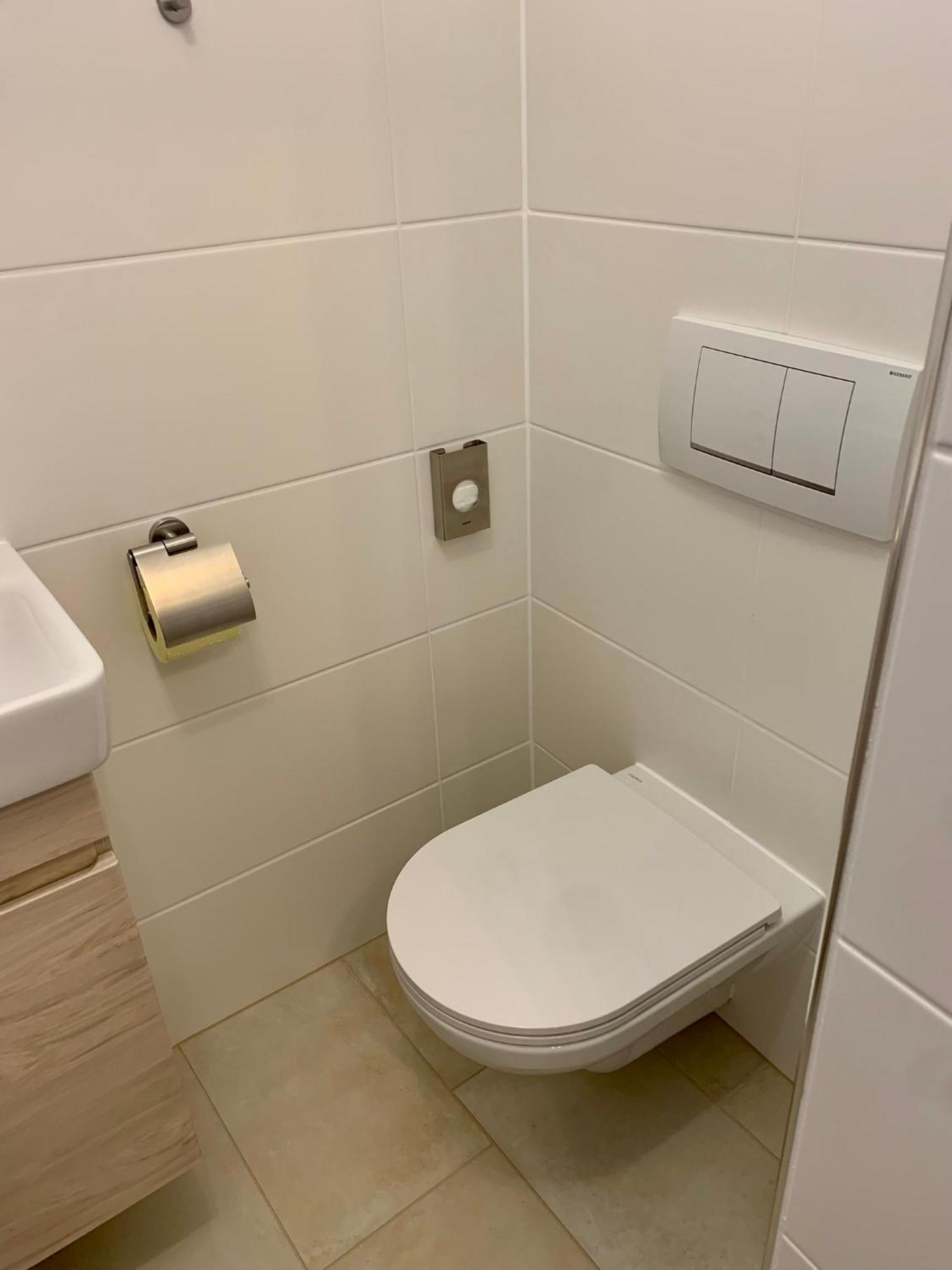 Air-Conditioned, Quiet Apartment With A Terrace In Center Of St Poelten - Smart Tv Sankt Poelten Exterior foto